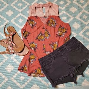 Hem & Thread Floral Print Keyhole Cut-Out Tank Top